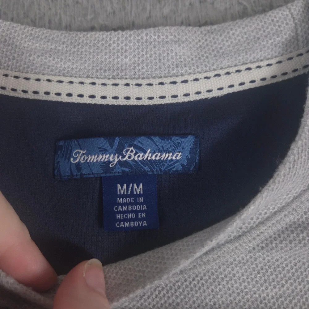 LOT OF 2 Tommy Bahama Pullover Mens M Gray Cotton Rayon Textured Knit Crewneck
